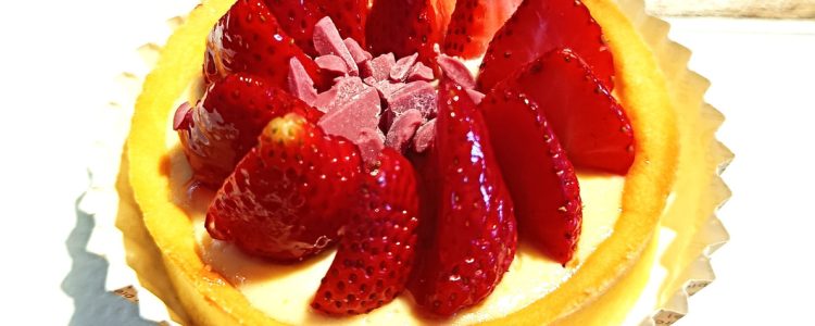 White Chocolate Cheesecake Strawberry Tart